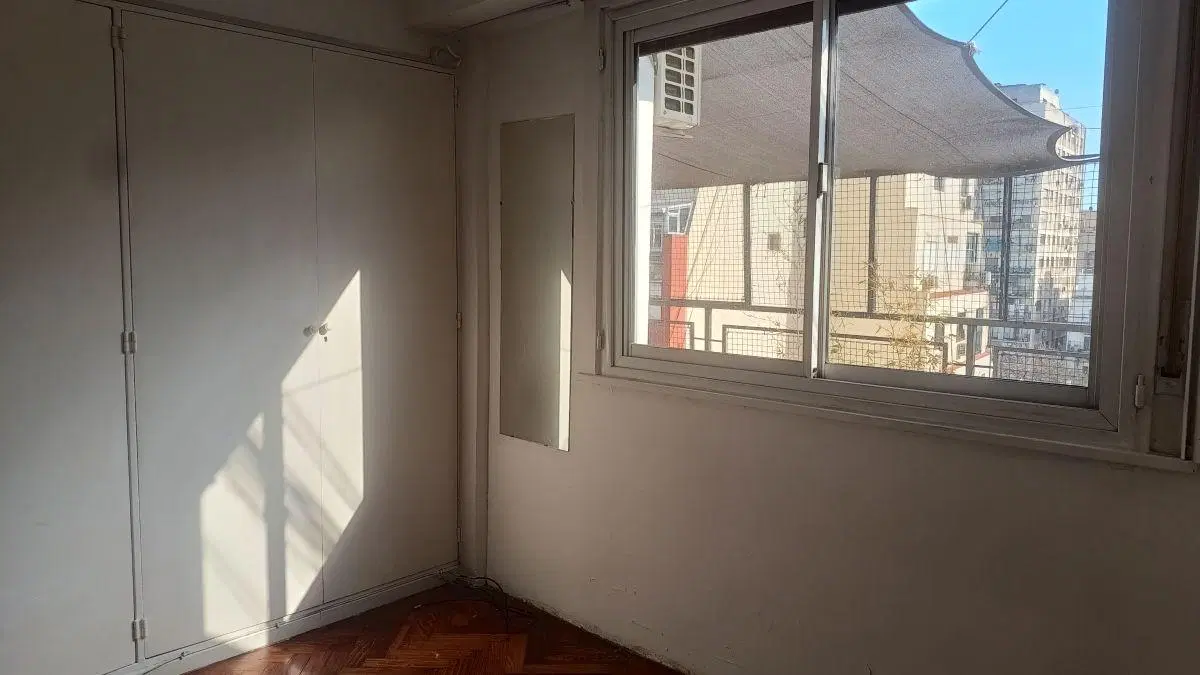 Departamento de 79 m2 con 2 dormitorios en venta en Once 4