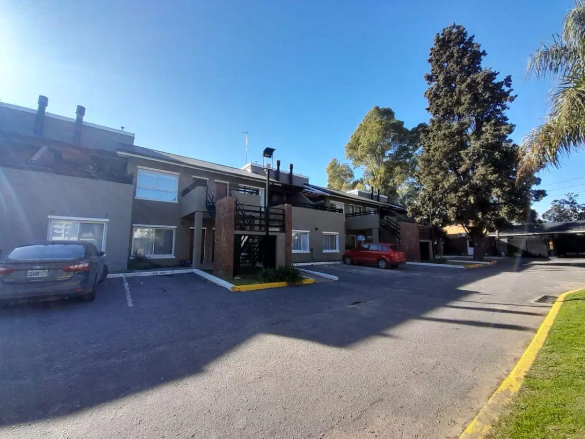 Departamento en venta con cochera 2 ambientes en Complejo Amaneceres de Canning Escriturable 5