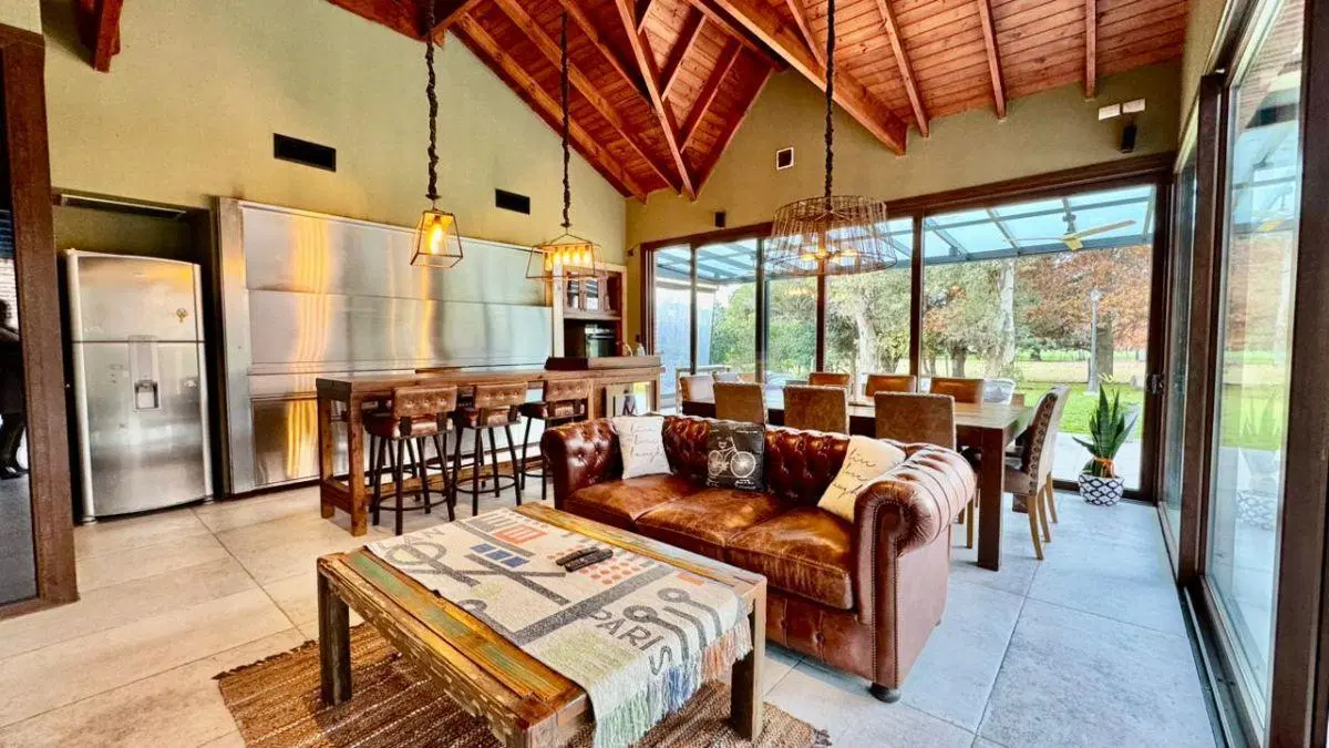 Casa en Venta en Saint Thomas Norte, Canning | Doble Lote al Golf | Categoría Premium 4