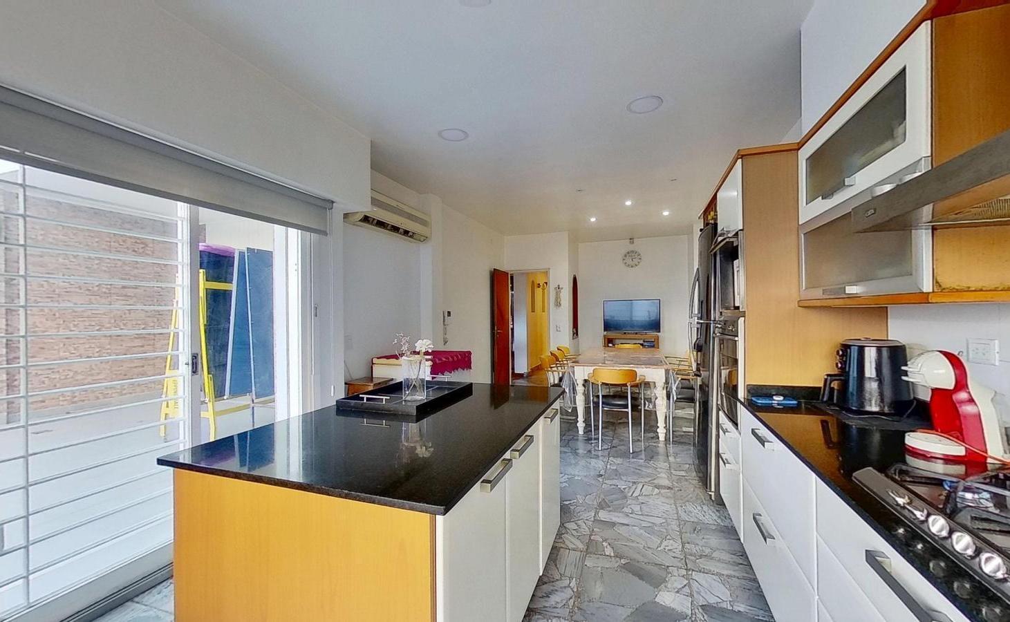 Foto de Casa 6 Ambientes con Pileta y Cochera en Villa Devoto, imagen 5