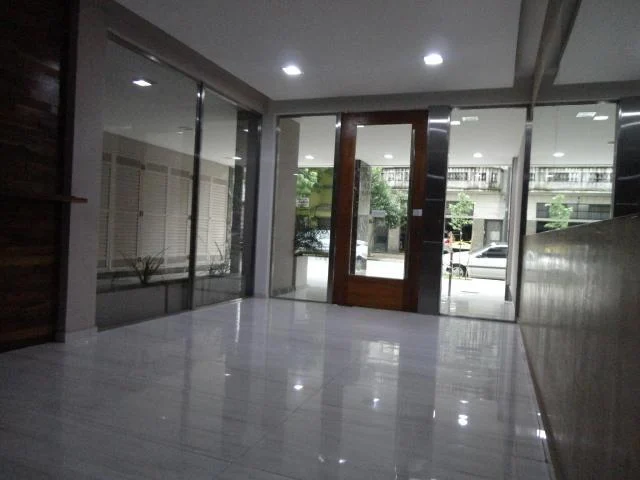 Se Alquila Mono Ambiente Lateral Impecable, en Villa Mitre 4