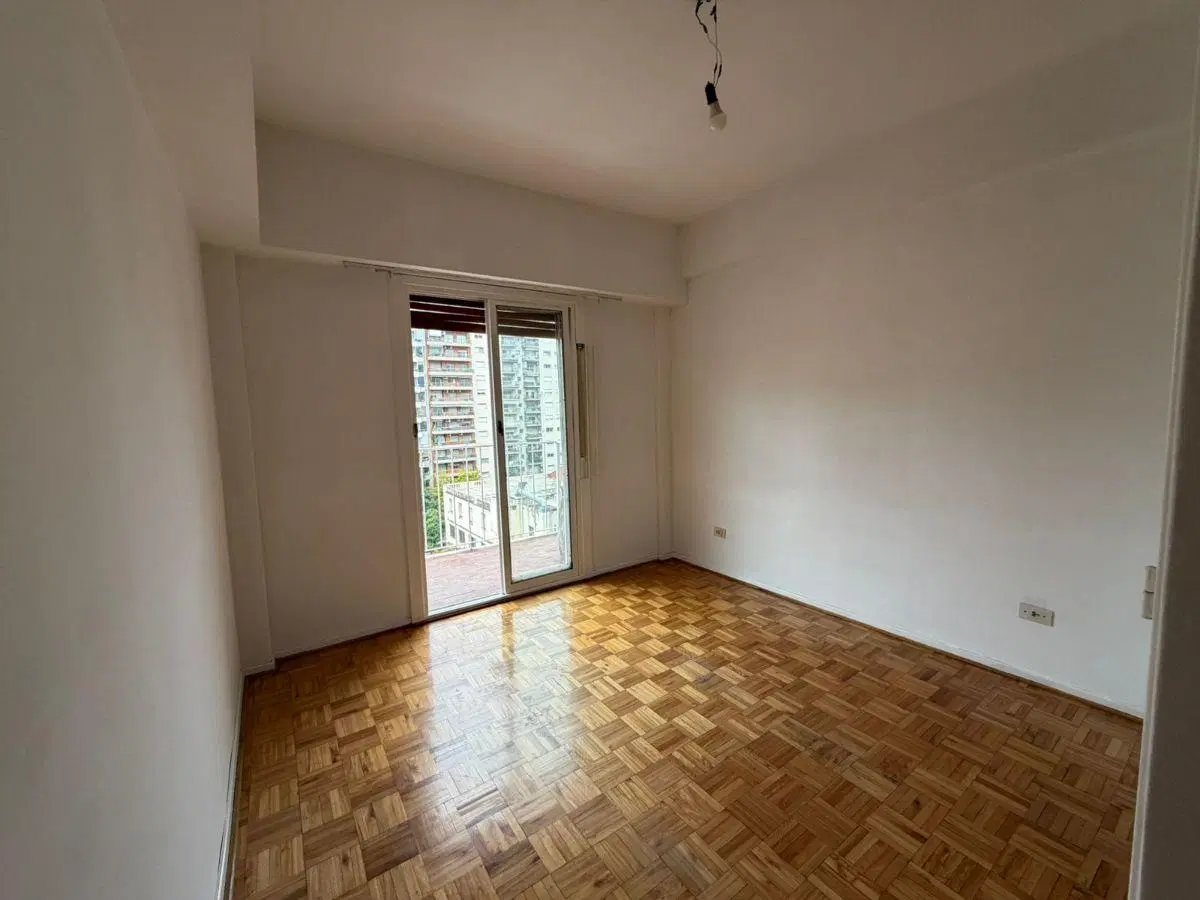 Balbin 2349, 7, balcón corrido, muy luminoso 3