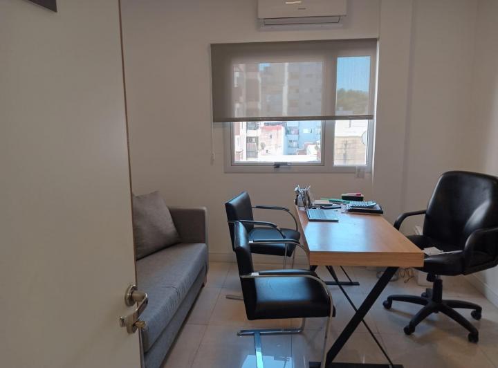 oficina en Almagro 5