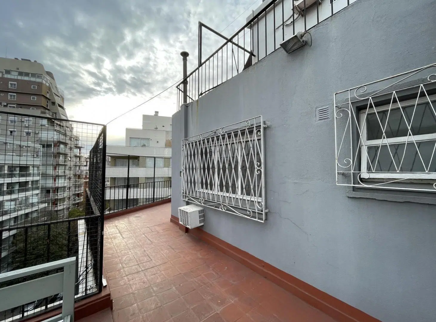 Departamento depto 3 amb con balcon terraza muy luminoso en Exclente Ubicacion 5