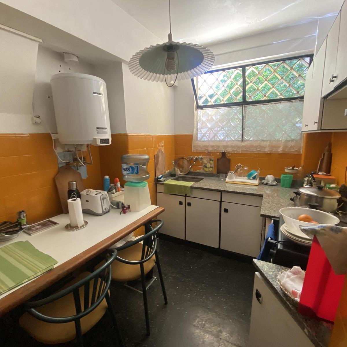 Departamento de 3 Ambientes con Dependencia y Patio en Belgrano R. 5