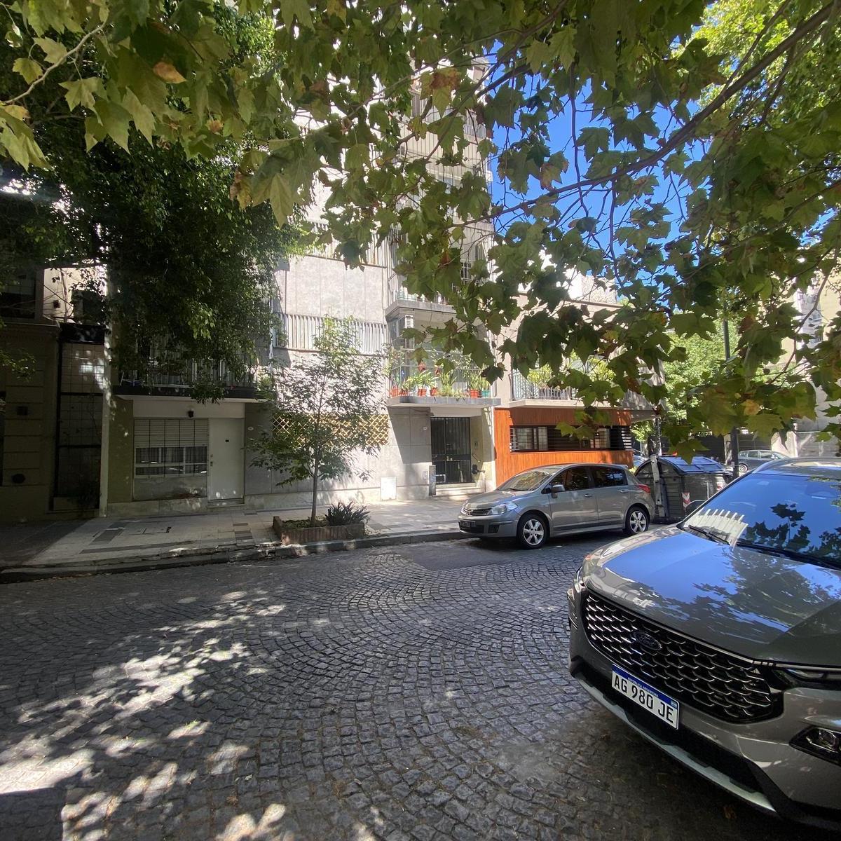 Departamento de 3 Ambientes con Dependencia y Patio en Belgrano R. 3
