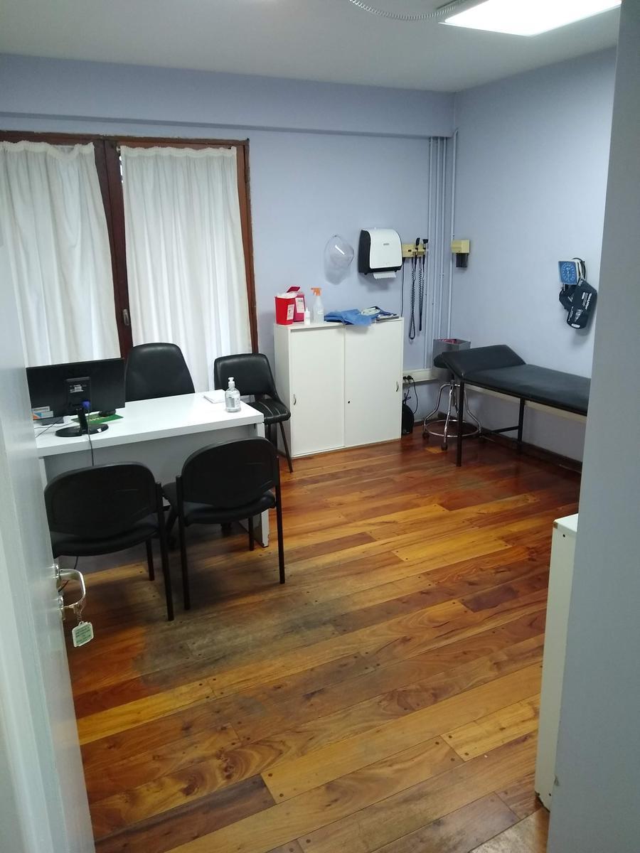 Oficina en Belgrano, 17 Ambientes en Edificio de Categoría. 4