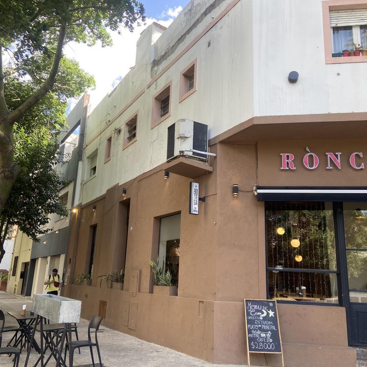 Venta en Bloque de Local y Dos PH en Belgrano R 3