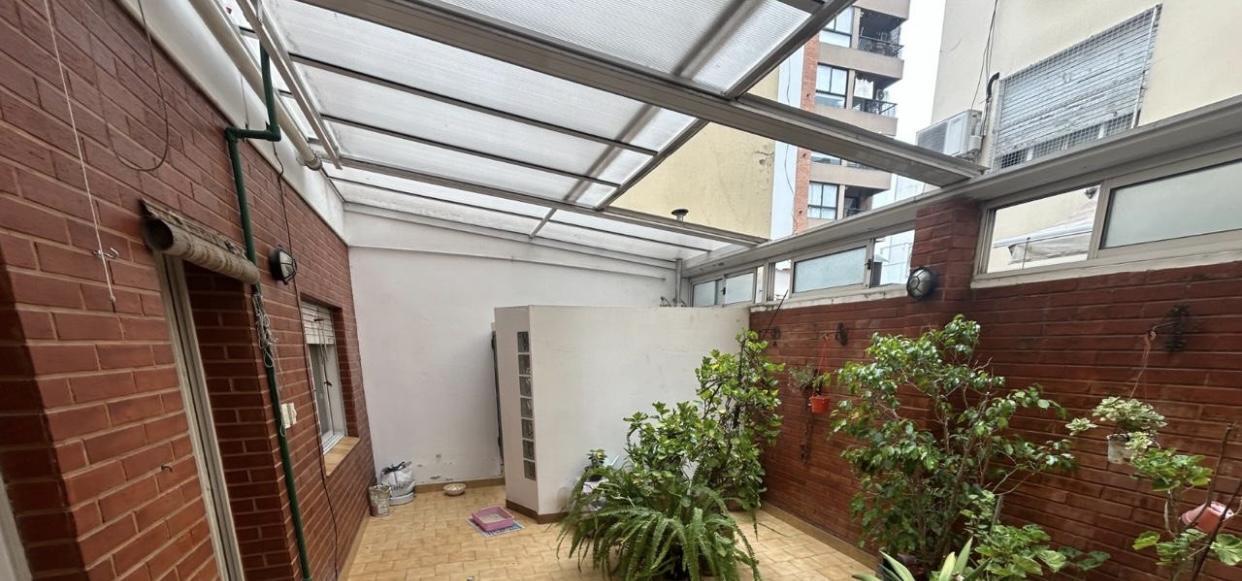 Departamento en venta en Villa Urquiza 4 ambientes patio , balcon, cochera y baulera