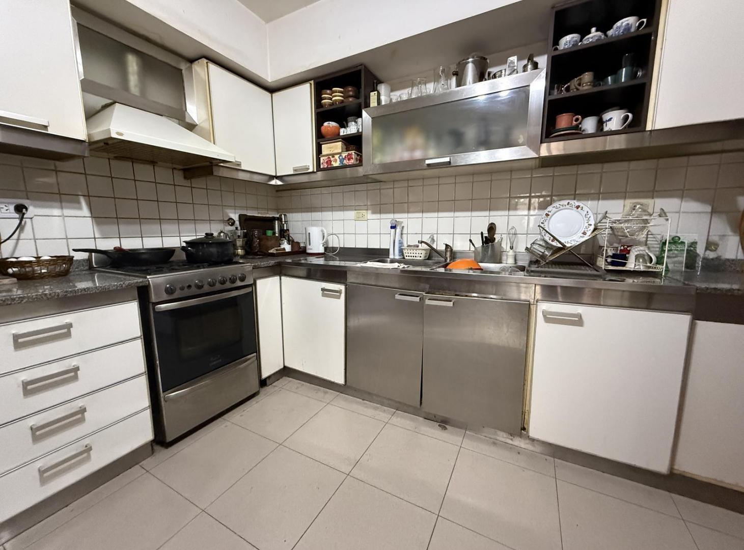 Casa en Olivos de 6 ambientes