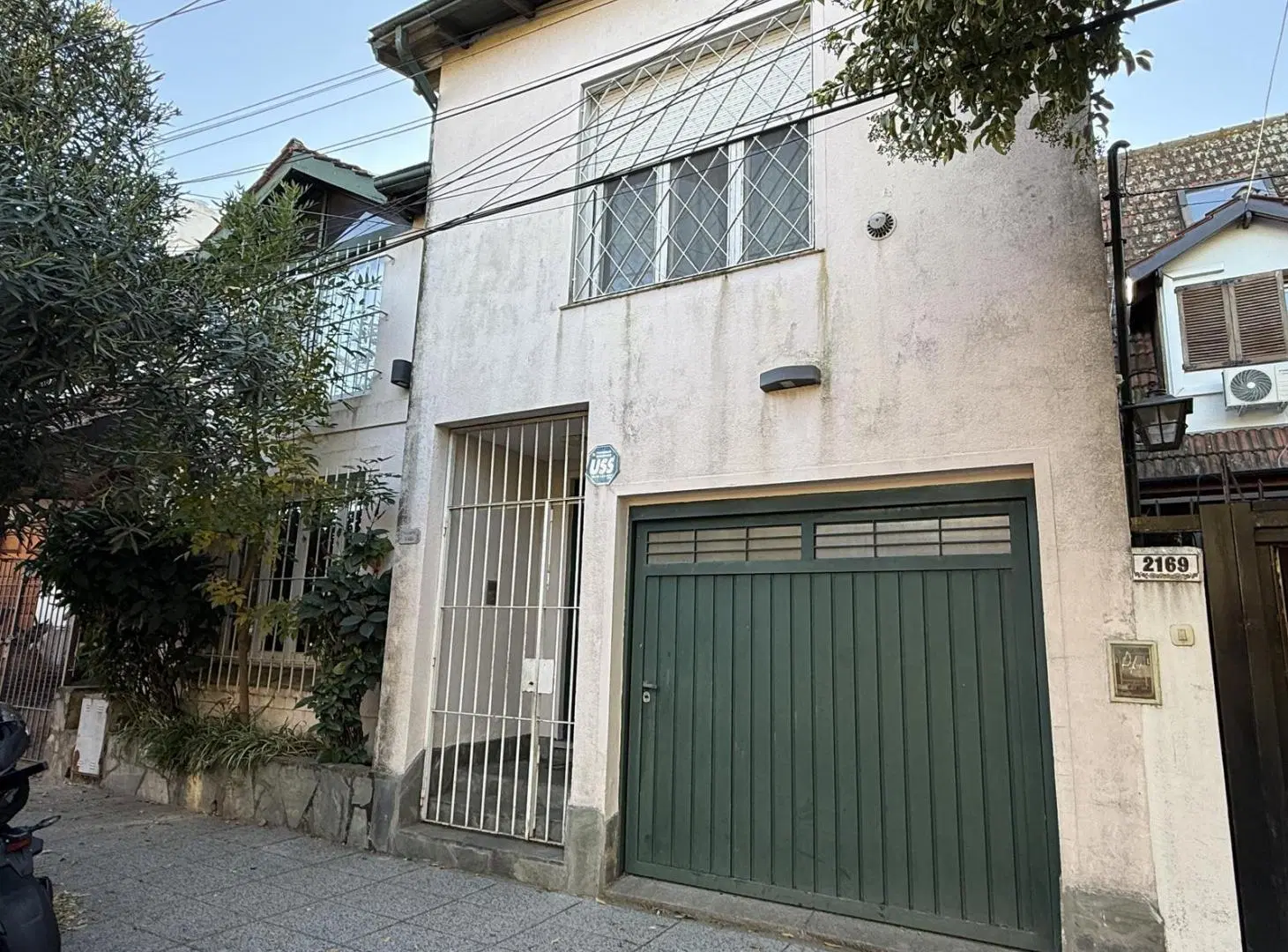 Casa en Olivos de 6 ambientes 2