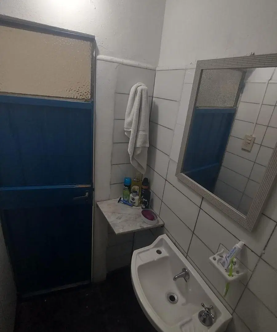 Local al frente en cuadra comercial - 18,48 m² -  Baño - Villa Urquiza. 5