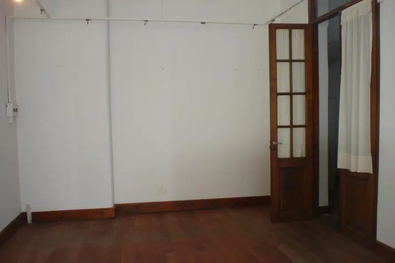 Amplio local en Echeverría 3600 - Belgrano R 5
