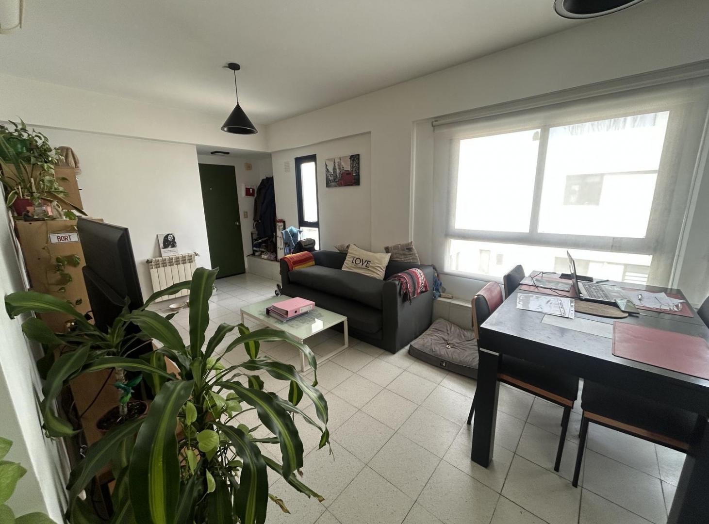 Foto de Departamento de 2 ambientes en venta en el barrio de Coghlan con cochera, imagen 5