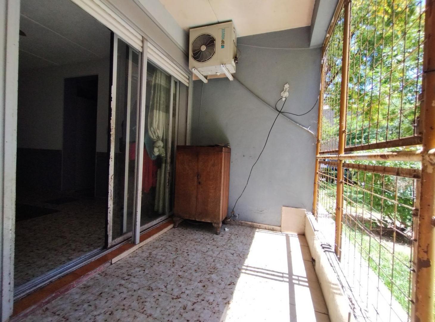 Foto de Venta amplio 4 ambientes c/balcón PB en Pompeya, imagen 5