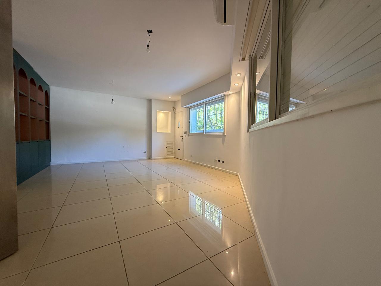 Foto de PH en Belgrano R - Esquina plaza Castelli Exclusivo Profesional /, imagen 3