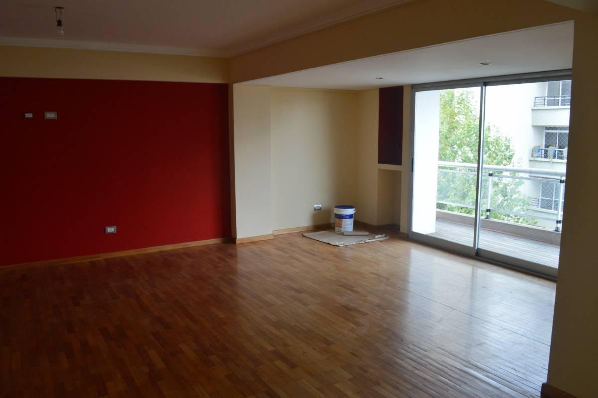 PISO EN VENTA CON RENTA . 4 AMBIENTES CON 2 COCHERAS.