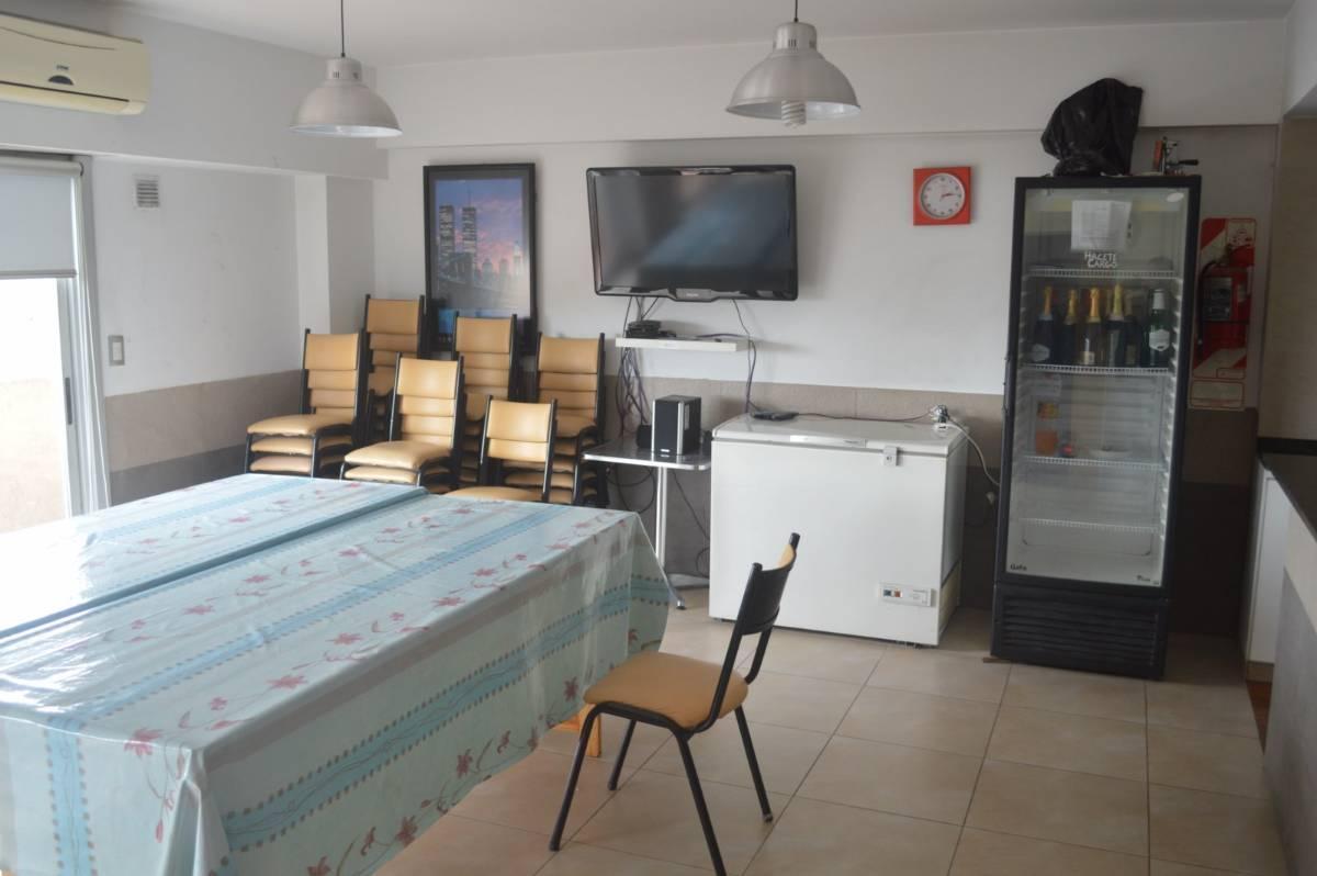 Foto de PISO EN VENTA CON RENTA . 4 AMBIENTES CON 2 COCHERAS., imagen 5