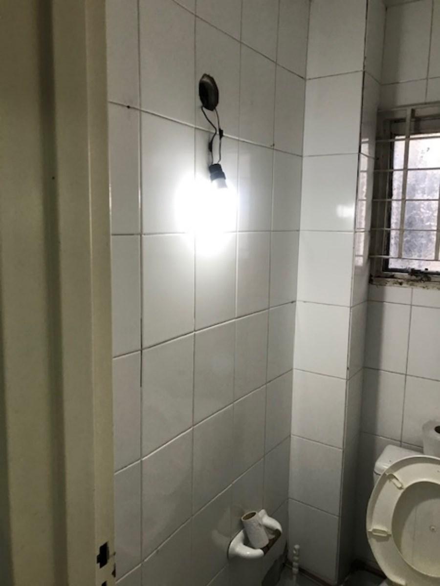 LOCAL EN VENTA CON RENTA - LINIERS- FOCO COMERCIAL- AV. RIVADAVIA 11200