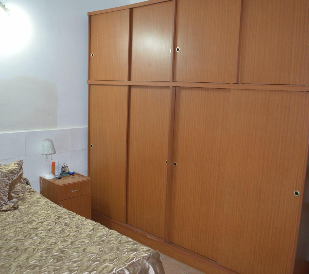 CASA EN VENTA 3 AMBIENTES CON PATIO Y TERRAZA. CON LOCAL O GARAGE. RETASADO