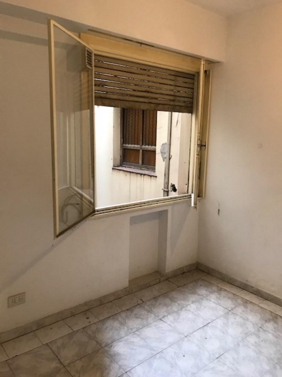 Foto de DEPARTAMENTO 1 AMBIENTE INTERNO-4º PISO EN VENTA CON RENTA -ZONA LINIERS, imagen 5