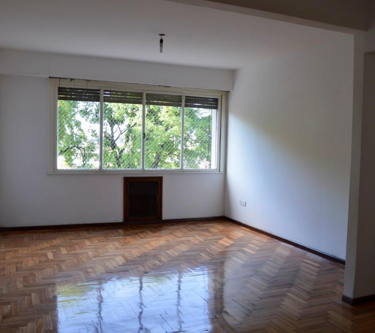 Departamento 2 Amb en Venta C/renta - 4º Piso Frente - Liniers 1
