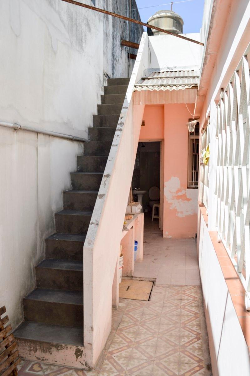 Casa de 6 Ambientes en Venta con Patio y Terraza. Mataderos. 3