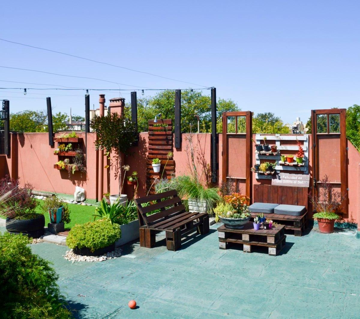 Casa Ideal 2 Familias con Local y Cochera. Parque Avellaneda 2