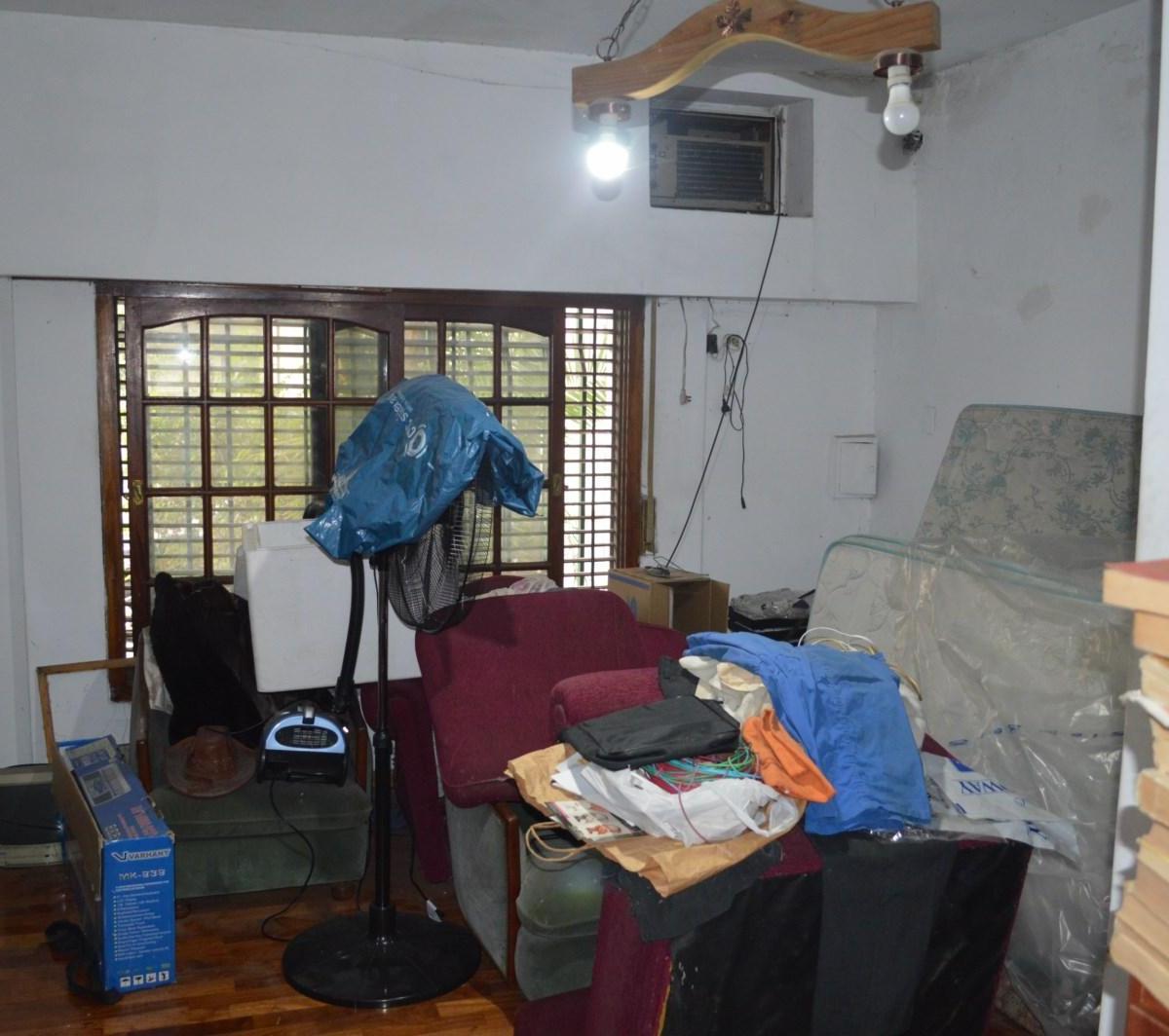 Foto de CASA DE 4 AMBIENTES CON COCHERA EN VENTA- LINIERS, imagen 3