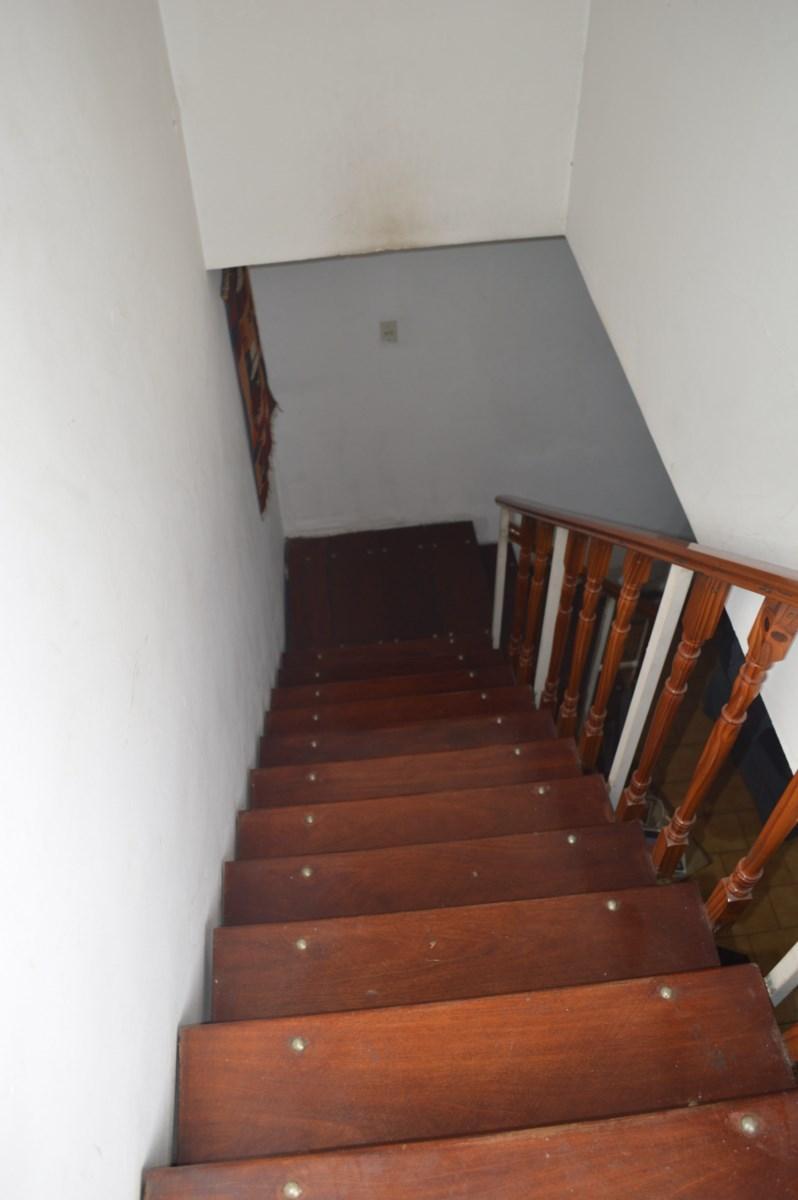 Casa de 4 Ambientes con Cochera en Venta - Liniers 3