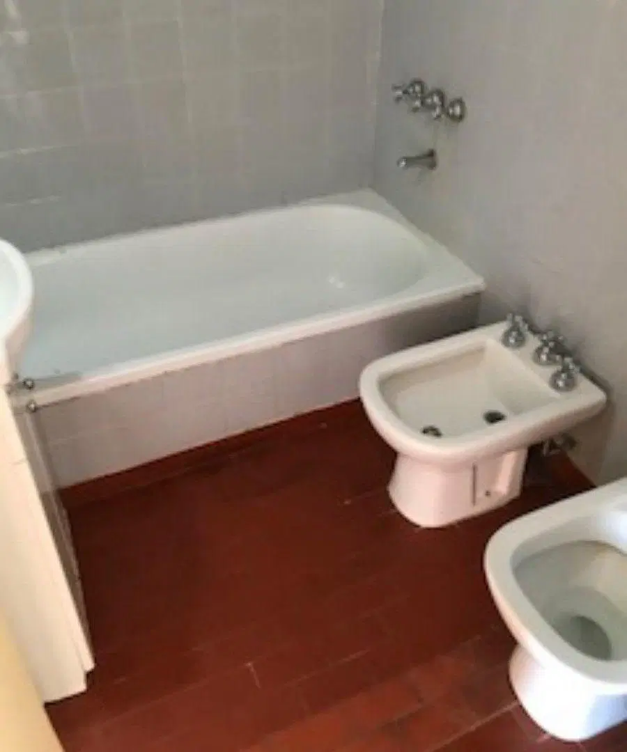 MONOAMBIENTE EN ALQUILER- APTO PROFESIONAL-PISO 10 AL FRENTE- LINIERS 2