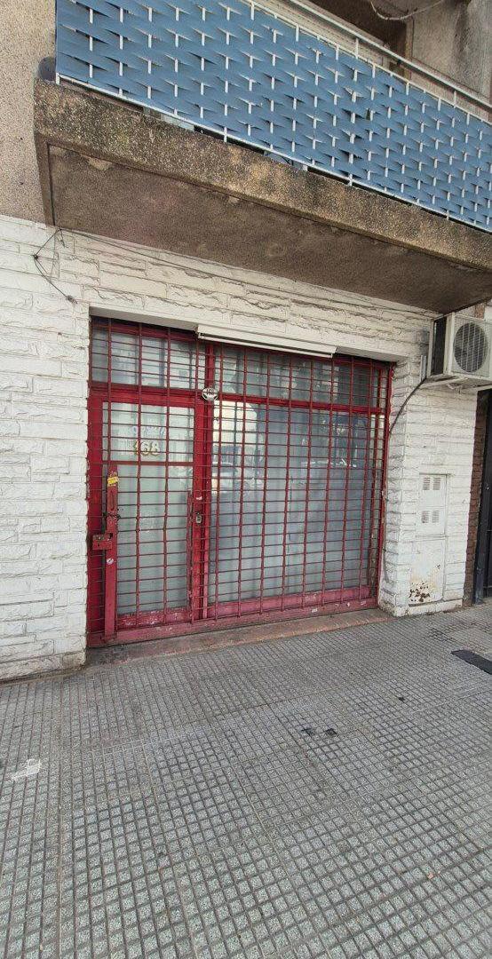 Foto de LOCAL EN ALQUILER - ZONA DE LINIERS-SIN EXPENSAS, imagen 2
