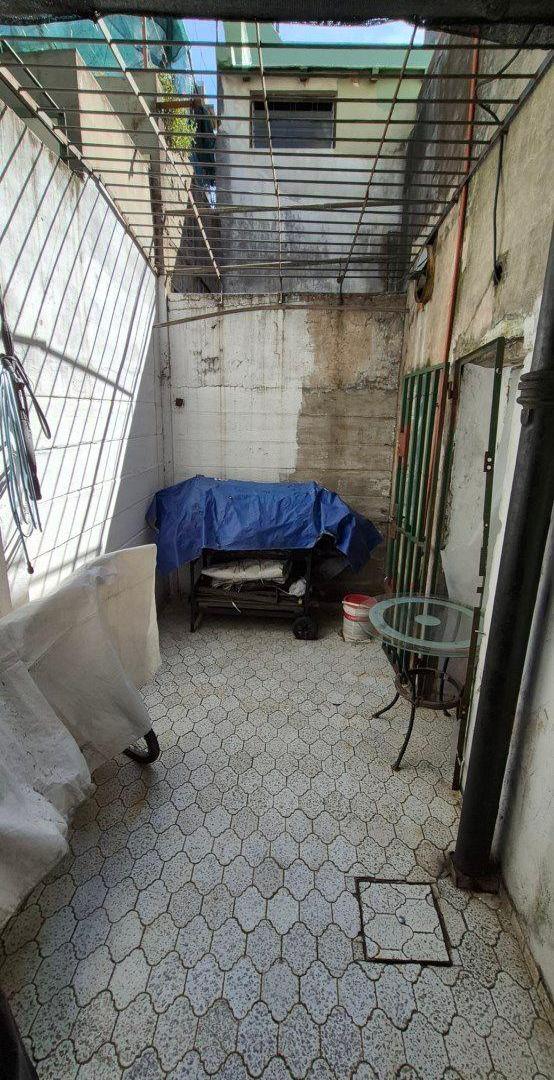 Foto de CASA EX MUNICIPAL EN VENTA- 4 AMBIENTES CON PATIO- LINIERS, imagen 3