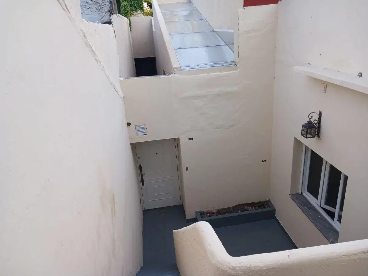 PH CONTRAFRENTE A RECICLAR ESPACIO AEREO PROPIO PATIO Y TERRAZA SIN EXPENSAS 3