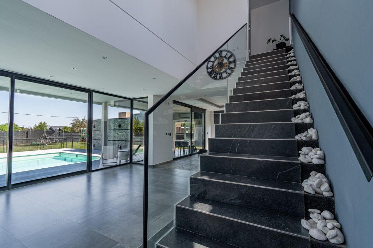 Casa en Venta en Roldan Barrio Abierto Las Tardes 1