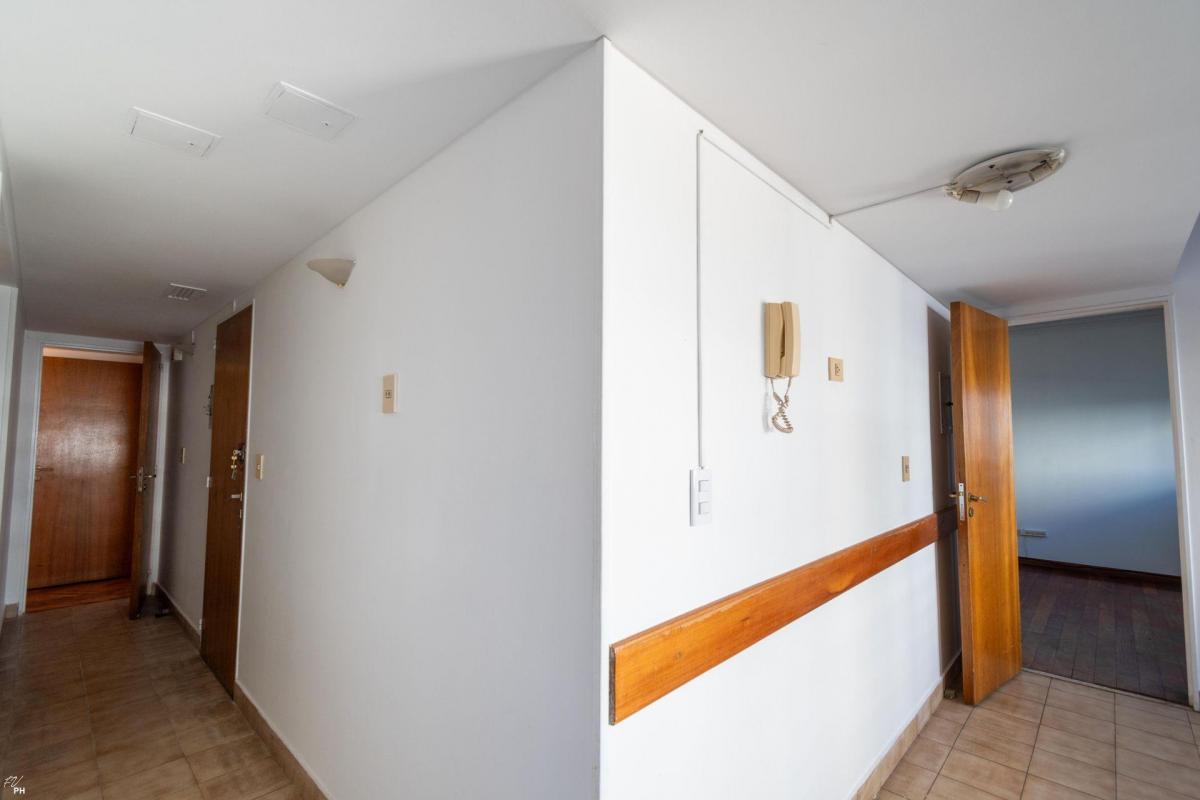 Departamento en Venta Zona Centro 3 Dorm Cochera 1
