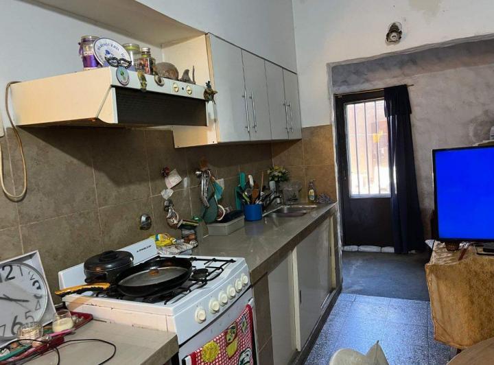 VENTA CASA 3 DORMITORIOS CON COCHERA FISHERTON 4