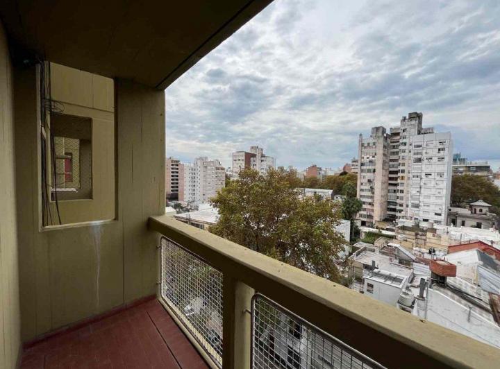DEPARTAMENTO VENTA LOURDES 4 DORMITORIOS Y COCHERA 5