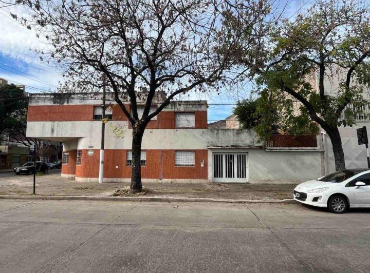 CASA EN VENTA GALVEZ Y PTE. ROCA BARRIO HOSPITALES 5