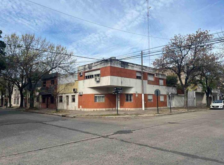 CASA EN VENTA GALVEZ Y PTE. ROCA BARRIO HOSPITALES 1