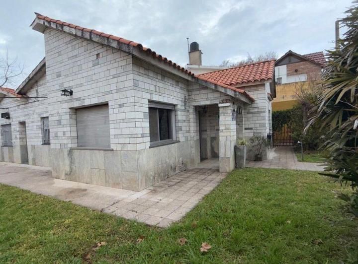 ALQUILER CASA APTO USO PROFESIONAL 1