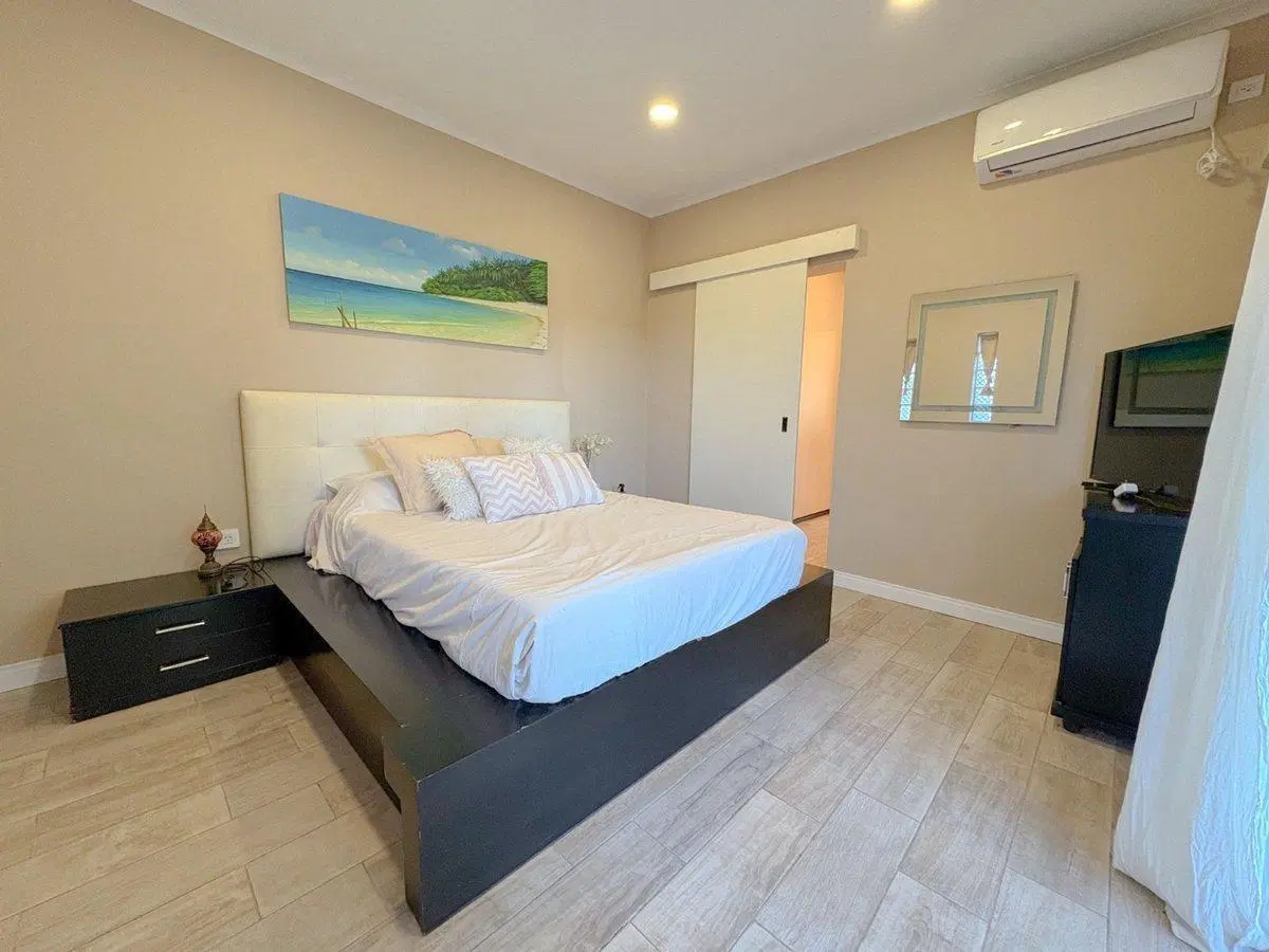 CASA 1 DORMITORIO VENTA ALVEAR CON PATIO 5