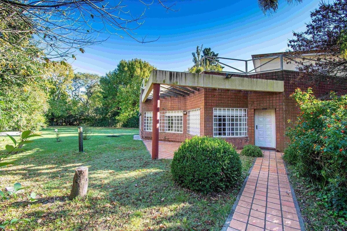 CASA VENTA 4 DORMITORIOS ROLDÁN COTOS DE ALAMEDA