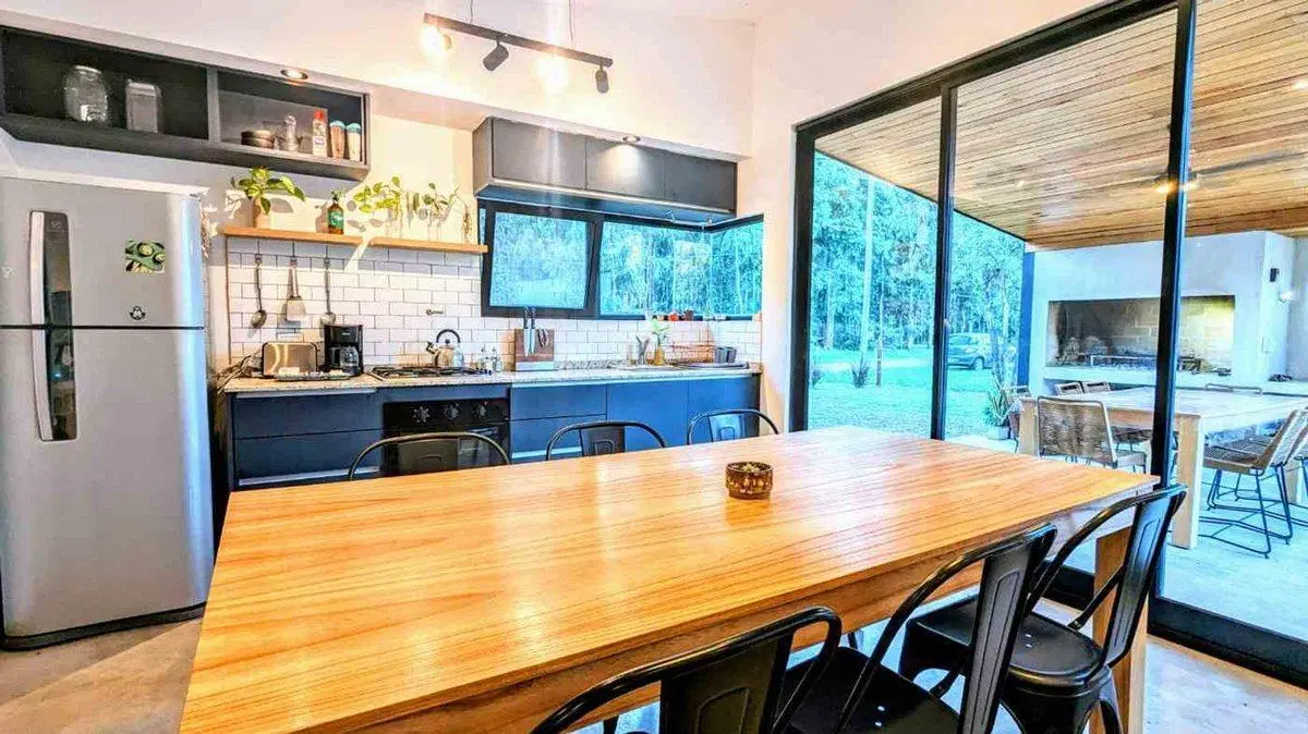 VENTA CASA 2 DORMITORIOS PILETA CAMPO TIMBÓ 3
