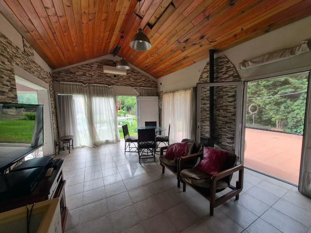 CASA VENTA FUNES 3 DORM PILETA 1500MTS DE PARQUE 5