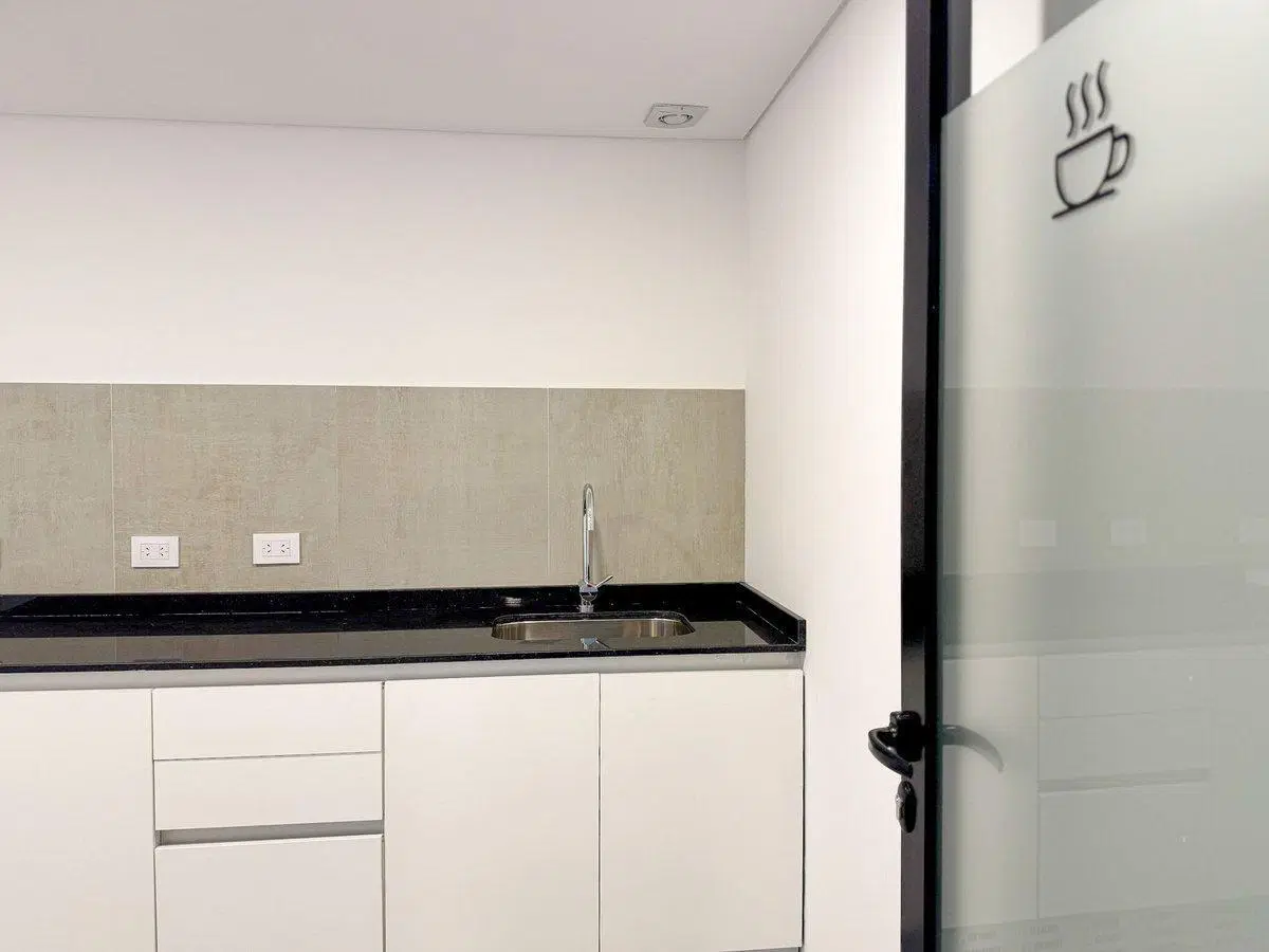 OFICINAS COMERCIALES PREMIUM EN VENTA FISHERTON 5