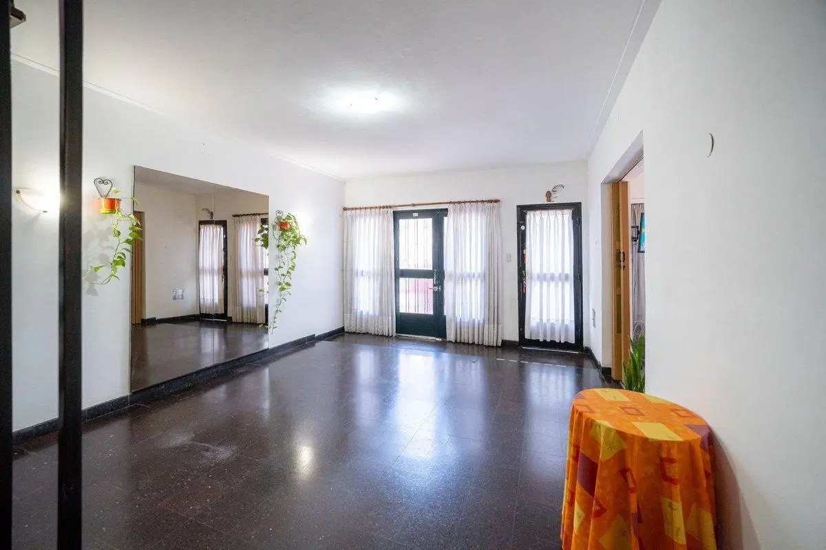 VENTA CASA DE TRES DORMITORIOS 3