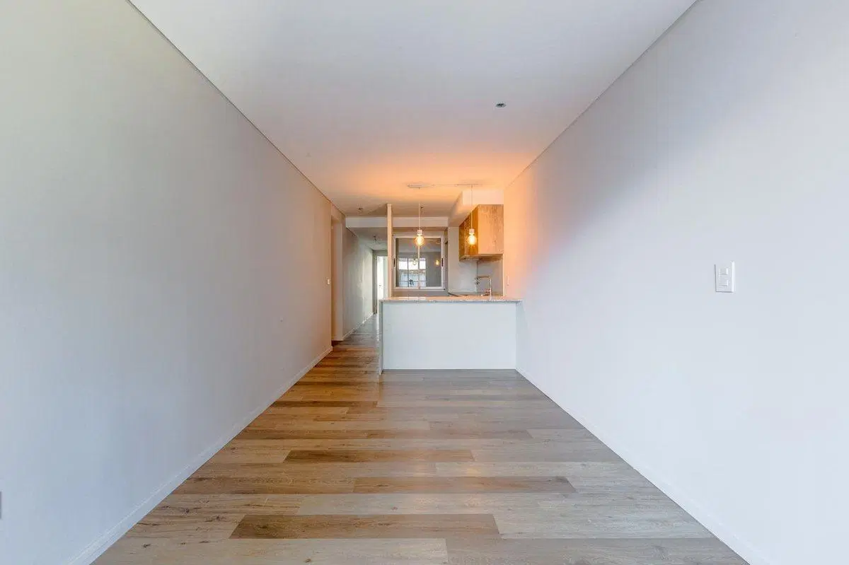 Venta Dpto 1 Dormitorio c/2 Balcones. Centro. 4