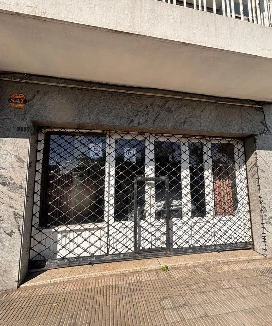 CASA EN VENTA 2 DORMITORIOS LUIS AGOTE 5