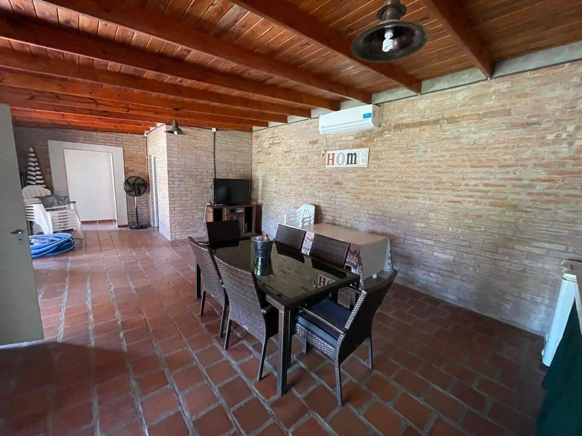 Venta casa en Oliveros con gran terreno 4